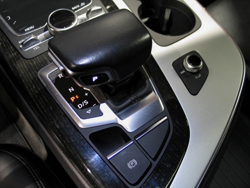 Q7